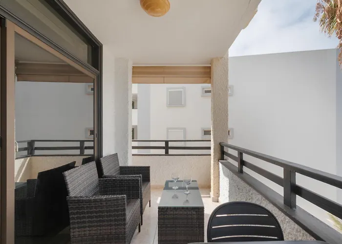 Lirio Blanco De Dunas Canarias *